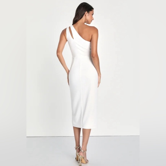 Cocktail Club White One-Shoulder Midi Dress
Lulus - Picture 2 of 7